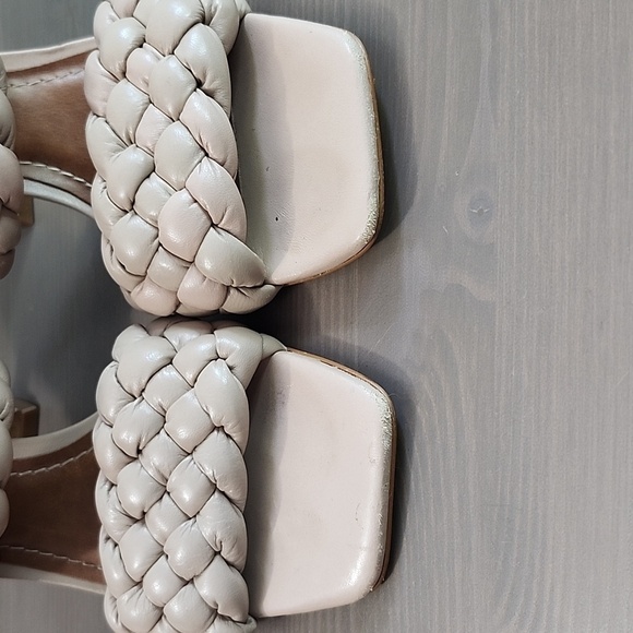 L'INTERVALLE Cream Braided Sandals - Picture 11 of 14